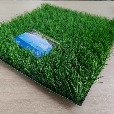 Qualität  Straight Plus Curved Non Infill Artificial Turf 43mm Low Maintenance Wear Resistant High Permeablity usine