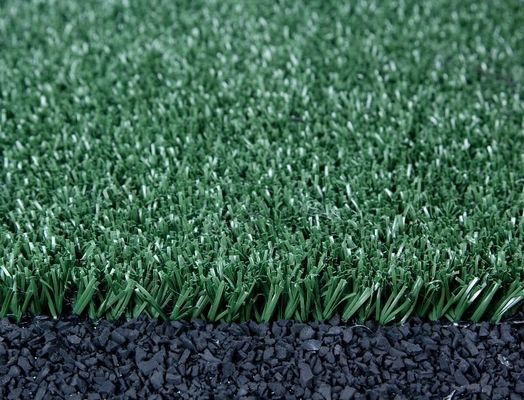 PP-Material 15 mm Pfahlhöhe Fußballgras mit 12000 Dtex und PU-Beschichtung für Outdoor-Sportfelder