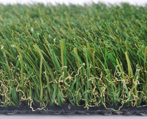 SBR Latex-Rücklage Synthetische Landschaft Grünes Gras 45 mm Für die Verlegung von Freizeitplätzen Familienhöfe und Gärten