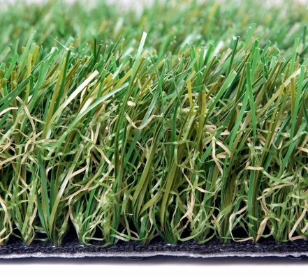Weiches Gefühl und mehrfarbige künstliche Landschaftsgestaltung Gras für Kinder Haustiere Hinterhöfe und Vergnügungsorte