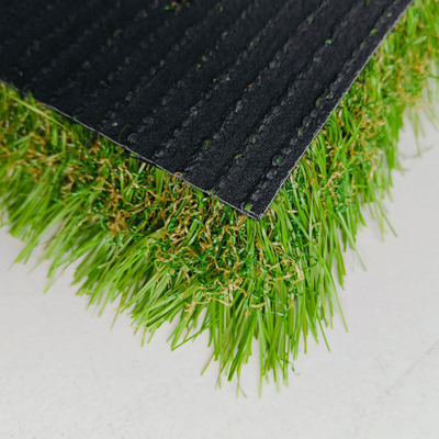 50 mm Pfahlhöhe angepasste Landschaft Künstliches Gras PP Rückendeckung SBR Latexbeschichtung mit einfacher Installation