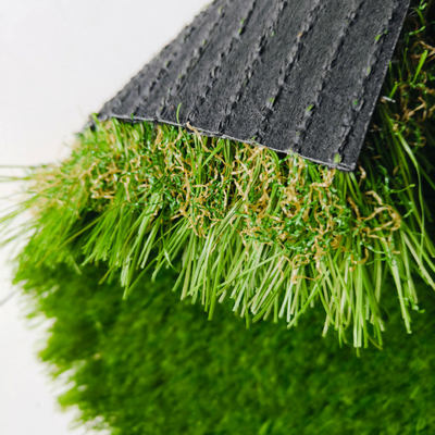 50 mm Pfahlhöhe angepasste Landschaft Künstliches Gras PP Rückendeckung SBR Latexbeschichtung mit einfacher Installation