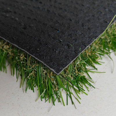 Kunstgras mit hoher Dichte, umweltfreundlich, nicht füllbar, 40 mm mit hohem Dtex, gebogenes Gras für Sportstätten