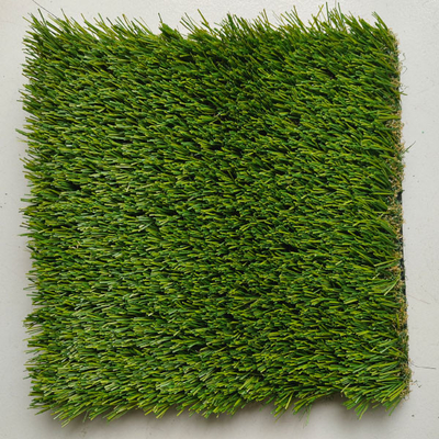 150 Stiche/M 40mm Stapelhöhe PU Klebstoffunterstützung Landschaft Künstliches Gras für Haustiere und Kinder