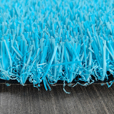 25mm Stapelhöhe 10000 Dtex Anti-statisches Sport-Künstliches Gras mit blauer Oberfläche und anpassbarer Unterlage und Beschichtung
