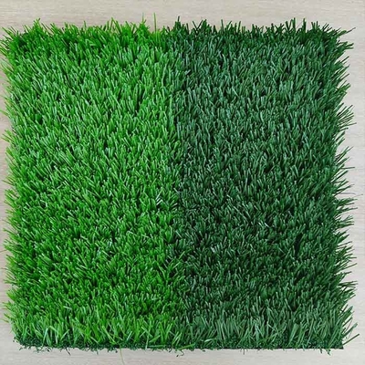 30mm grüner synthetischer Sportrasen bietet unvergleichliche Spielbarkeit und Komfort für Kunden