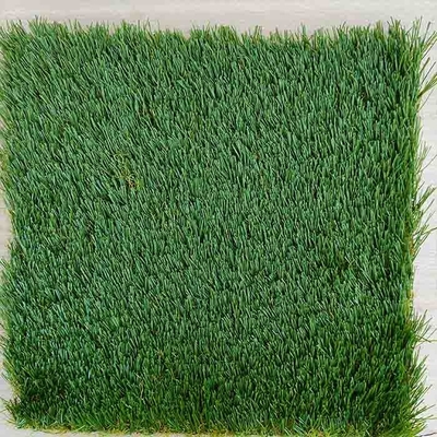 8800 Dtex 40mm Stapelhöhe Heißschmelzgewebe Hintergrund Landschaft Künstliches Gras in 4 Farben