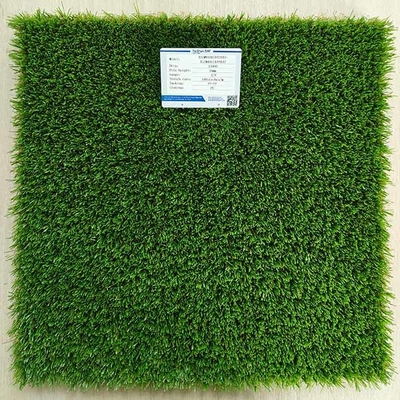 PU-Klebstoff 28mm 13800 Dtex Landschaft Kunstgras Doppel-PP-Back Balkone Hinterhöfe Dekorationen UV-Resistenz Niedrige Wartung