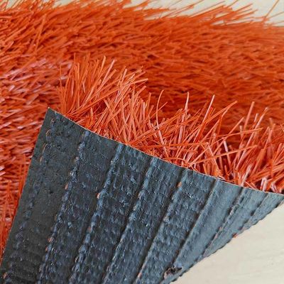 Steine Rot 40mm Stapelhöhe 12000 Dtex Fußball künstlicher Rasen für Sportstätten
