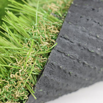 Benutzerdefinierte UV-beständige Kunstrasen-Synthetikrasen mit 43 mm Florhöhe und 200 Stichen/m für Landschaftsgestaltung