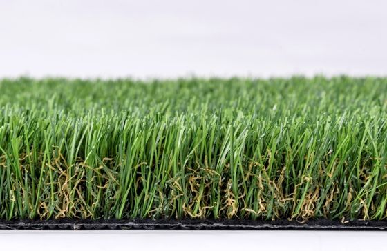 UV-resistentes künstliches Gras mit hoher Wasserdurchlässigkeit und geringer Wartung für Landschaftsgestaltung